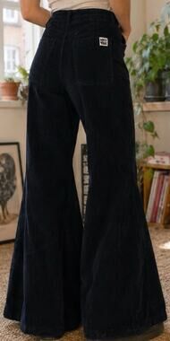 Lucy & Yak Black Corduroy Flare Bootcut Pants W24 Organic Cotton High Rise Boho